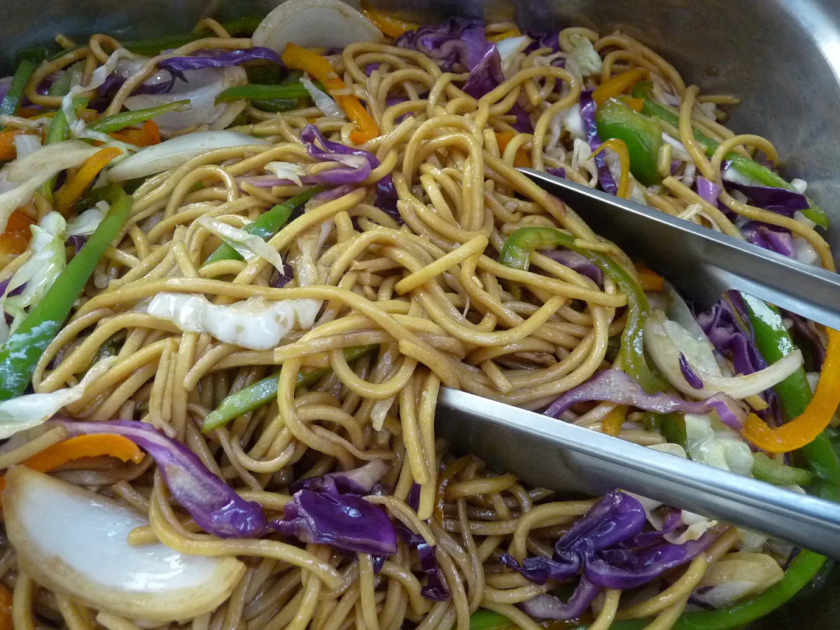Mixed vegetable lo mein with cabbage bell pepper purple cabbage onion at JBO Kitchen, an Asian Fusion Restaurant in Pomona Mixed vegetable lo mein with cabbage bell pepper purple cabbage onion at JBO Kitchen, an Asian Fusion Restaurant in Pomona