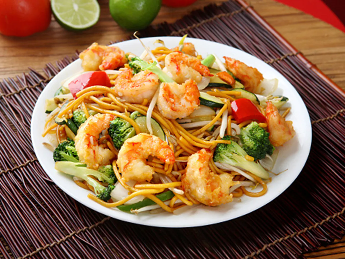 Shrimp vegetable stir fry lo mein broccoli bean sprout bell pepper at JBO Kitchen, an Asian Fusion Restaurant in Pomona